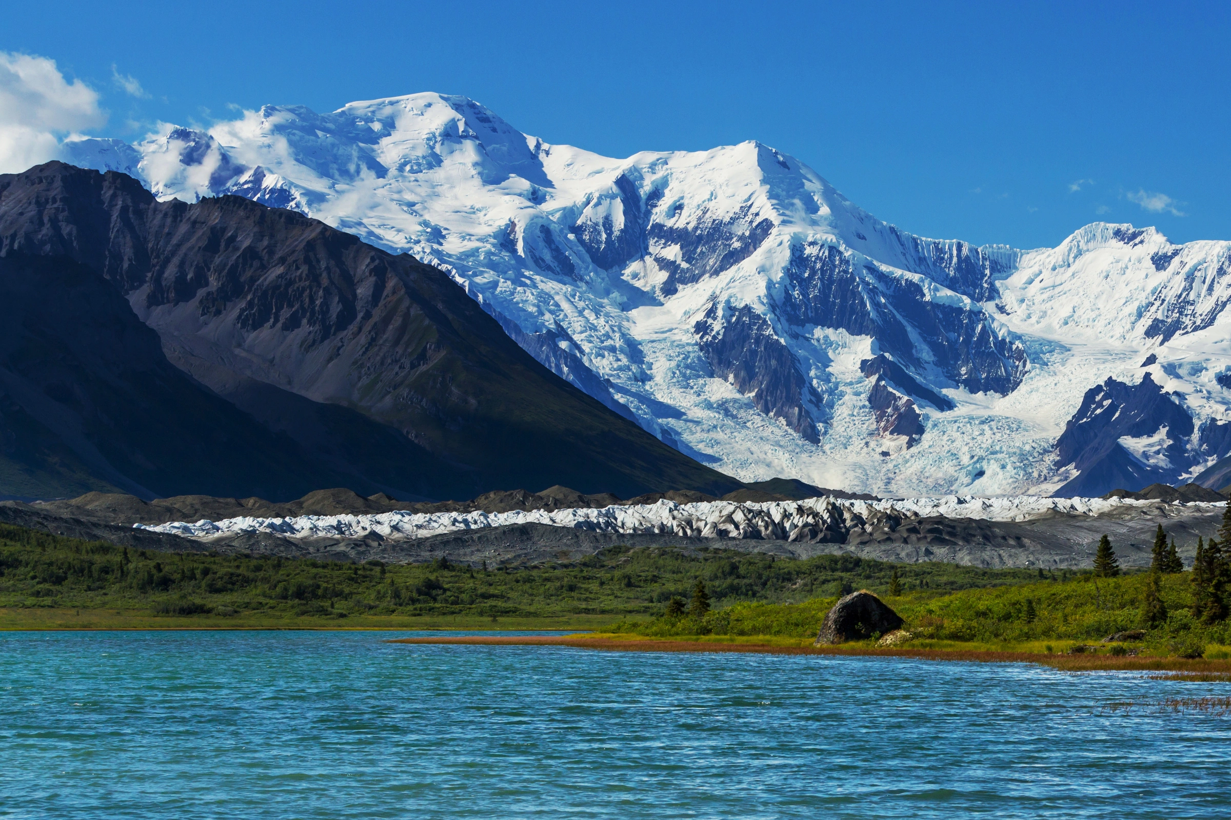 Wrangell-St_Elias_National_Park,_Alaska[1].webp